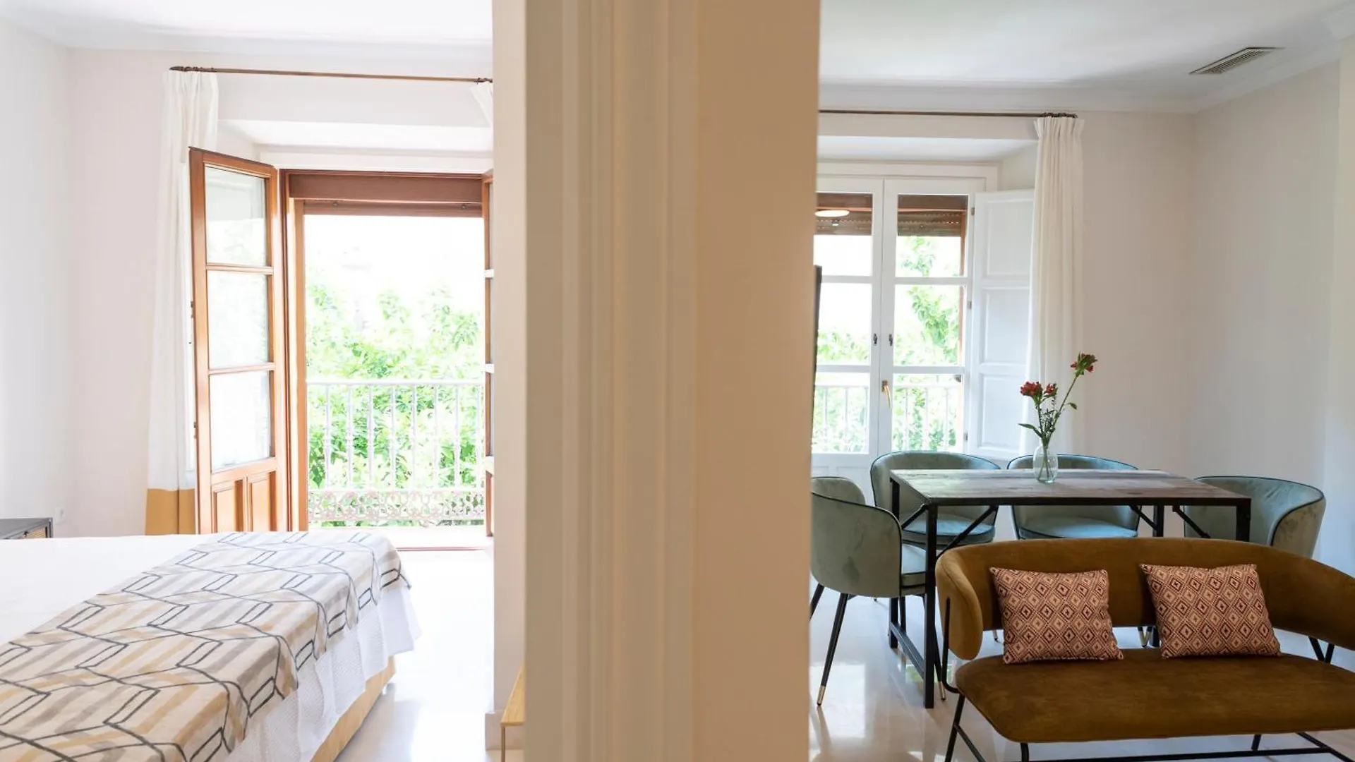 Centriko Alemanes Apartment Seville Spain