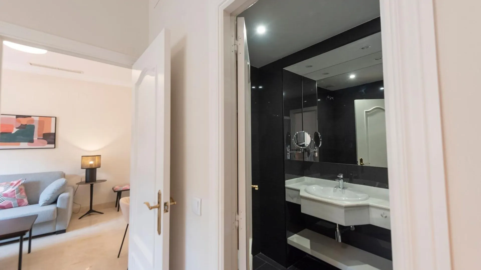 Centriko Alemanes Apartment Seville
