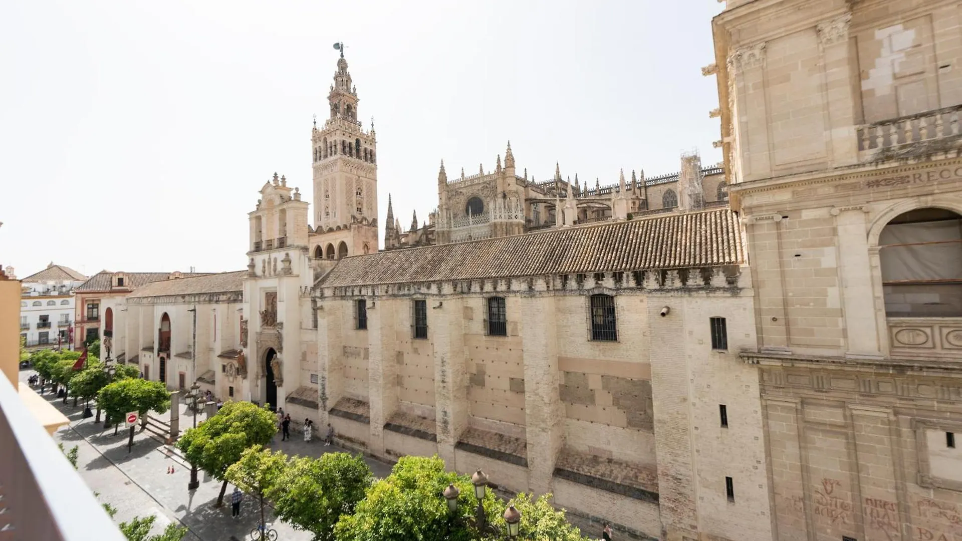 Centriko Alemanes Apartment Seville Spain