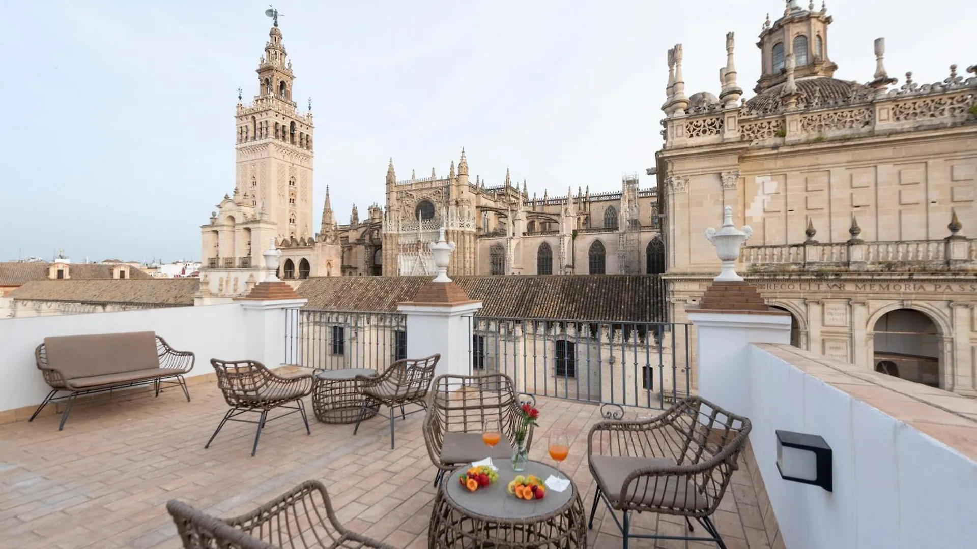 Centriko Alemanes Apartment Seville Spain